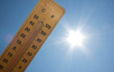 Canicule et immobilier : les propositions du plan "Endurance" de Vincent Jeanbrun pour des logements plus résilients