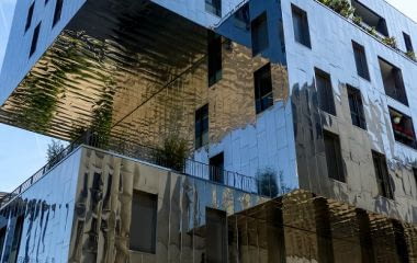 Immobilier Neuf A Lyon Le Quartier De La Confluence Poursuit Sa Transformation Medicis Immobilier Neuf