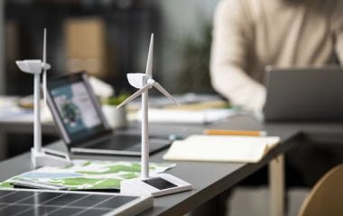 Réglementation Environnementale 2020 (RE2020) : comment le seuil 2031 redéfinit les standards de l'immobilier neuf ?