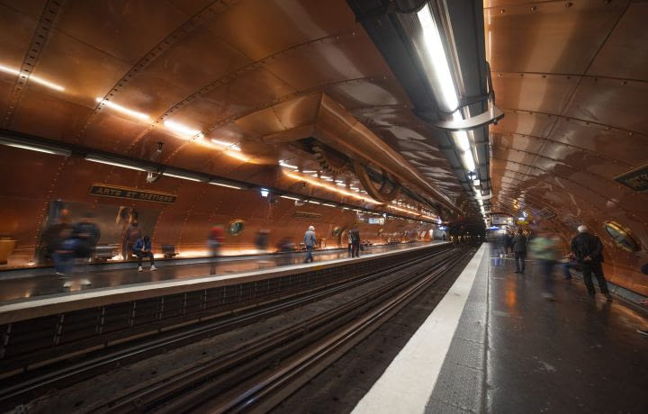 Métro à Paris : la difficile conquête de la 3G et de la 4G