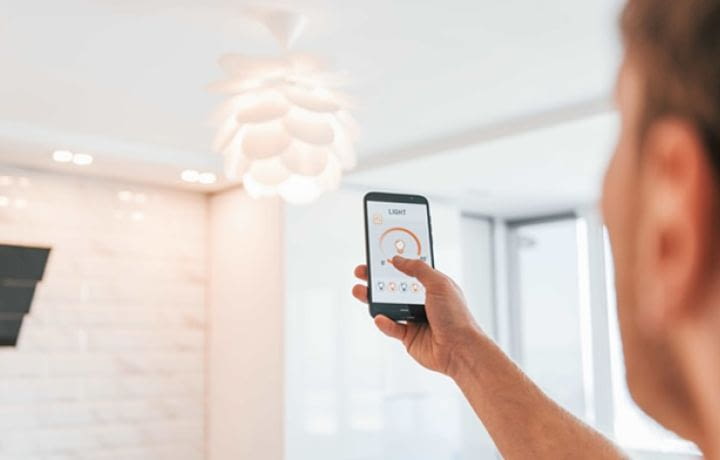 Installation de solutions connectées pour sécuriser son logement