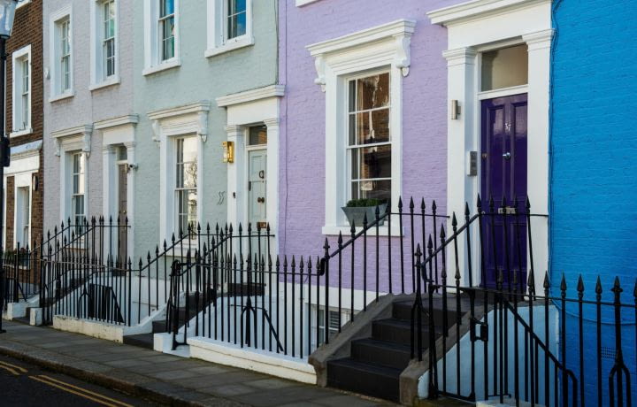 Un promoteur londonien démolit puis reconstruit des maisons