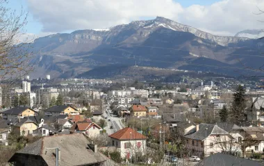 Cognin quartier connecté à 800m du Parc au Forezan