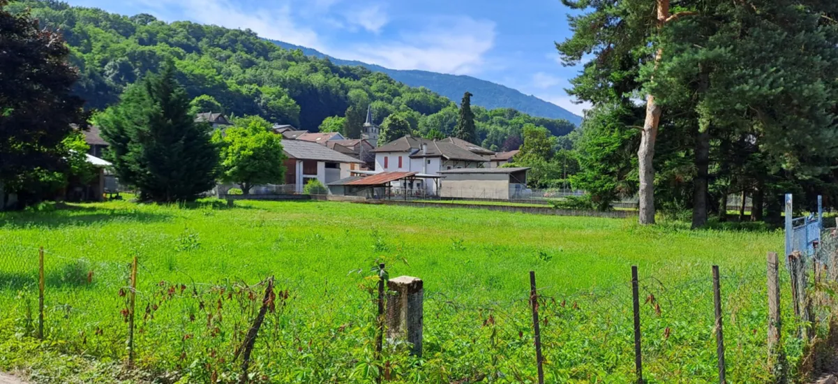 Pontcharra à 10 minutes à vélo de la gare TER