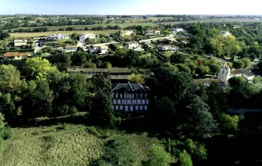 Programme immobilier neuf Pin-Balma coeur de village maison de maître