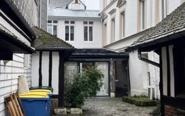 Rouen réhabilitation à deux pas du tramway et de la Seine
