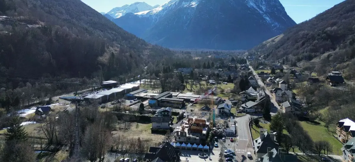 Allemond à 1 min à pied de la télécabine de l’Eau d’Olle Express