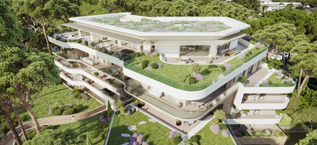 Antibes quartier des Terriers vue sur la mer