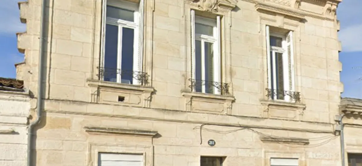 Bordeaux réhabilitation à 8 min à pied des trams A et F