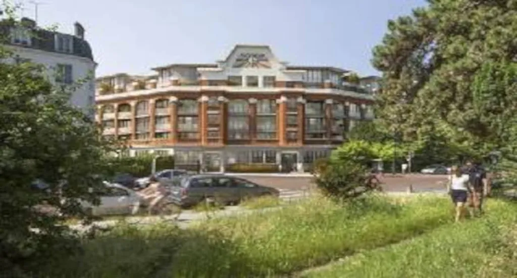 CharentonlePont à 350 m du métro 8 (94220) 25170 Programme