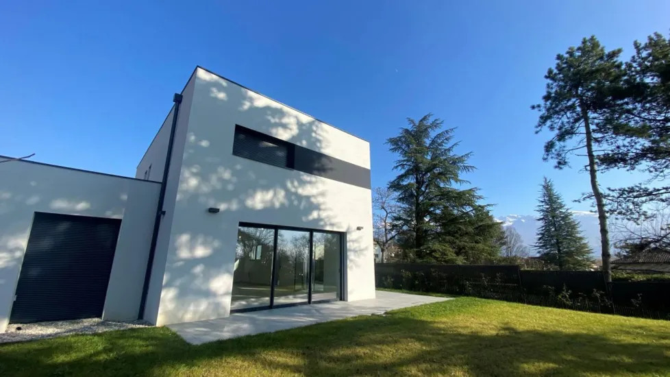 Corenc maisons quartier verdoyant à 15 min de Grenoble