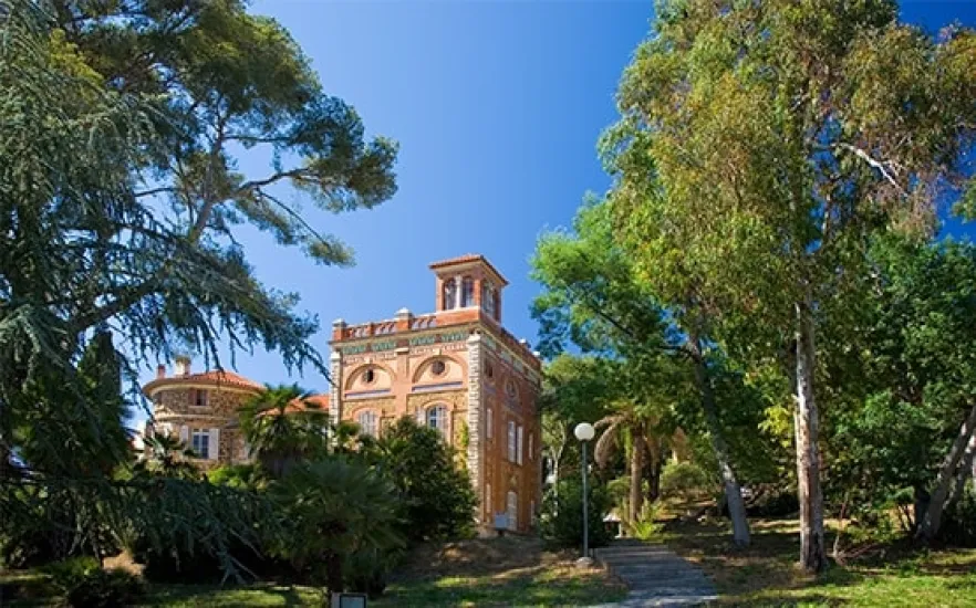 La Londe-les-Maures réhabilitation proche plages