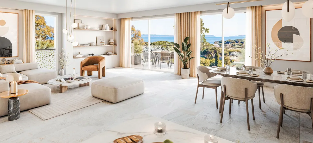 Le Lavandou à proximité directe de la plage de Saint-Clair