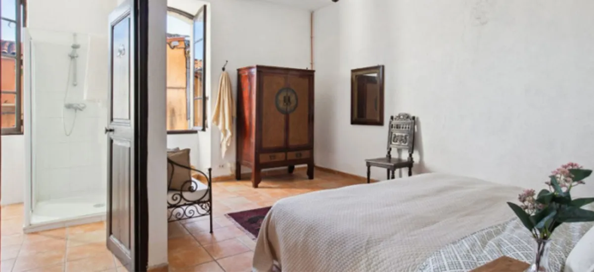 Les Arcs maison en réhabilitation au cœur du centre historique