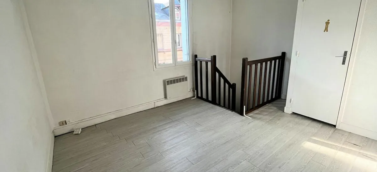 Rouen réhabilitation à 230 m du métro Europe