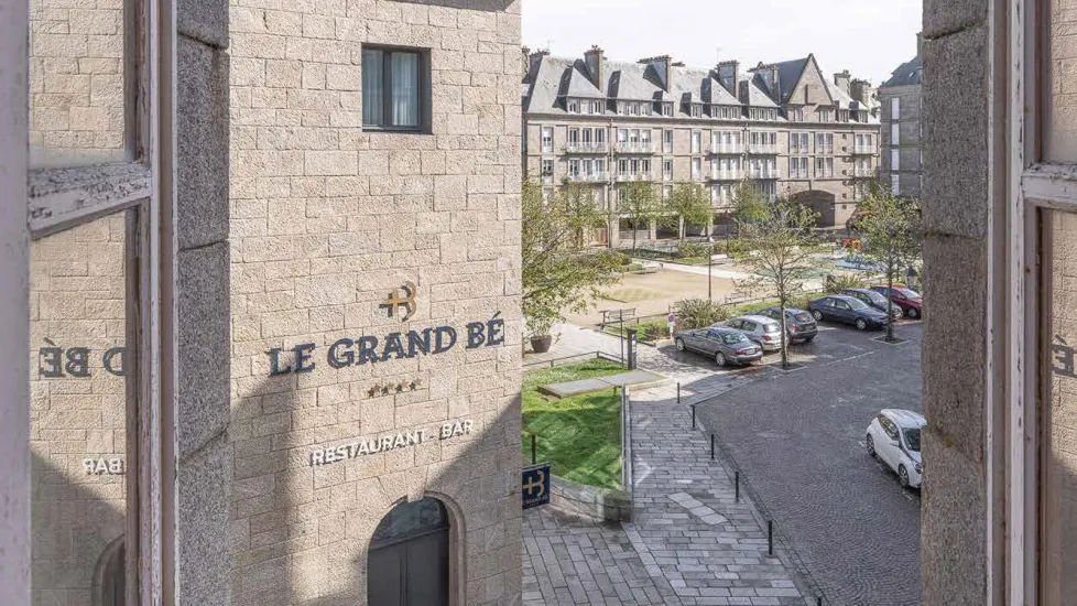 Saint-Malo réhabilitation Intramuros à deux pas de la plage
