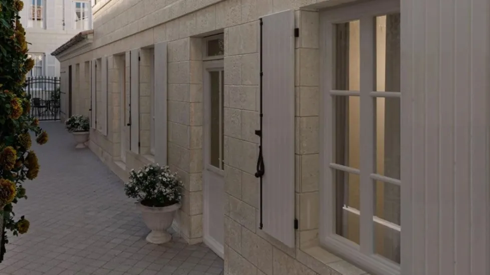Saintes réhabilitation centre à deux pas des quais de Verdun