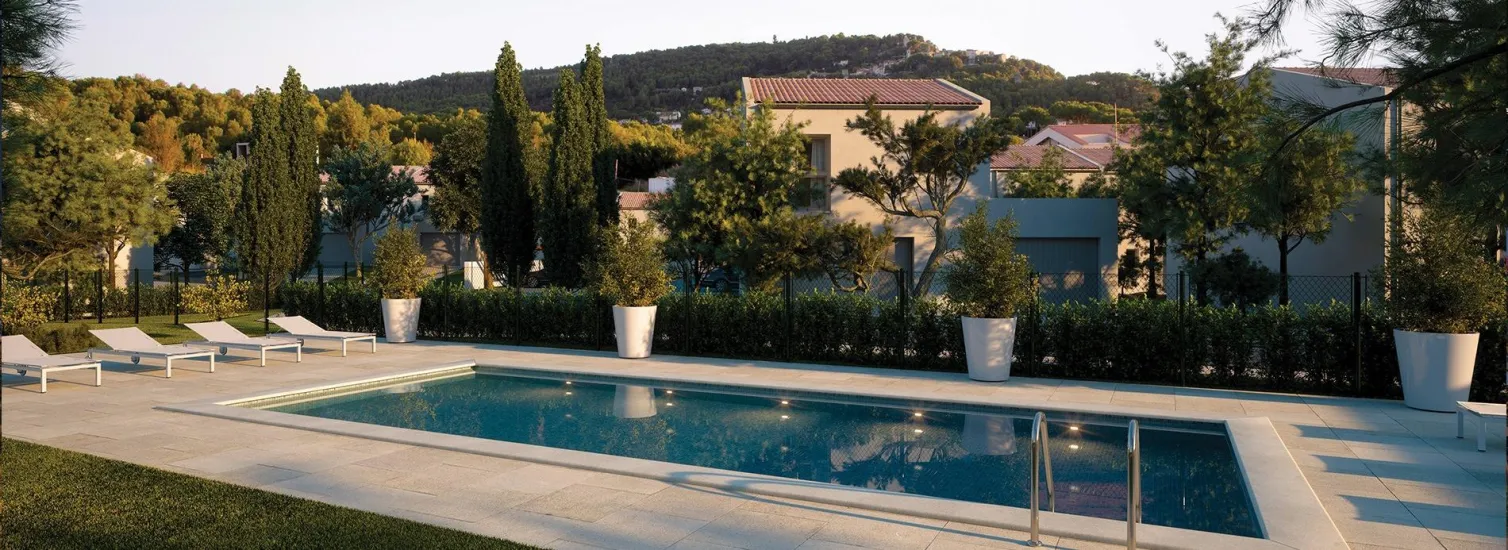 Ventabren au coeur d'un domaine maison avec piscine