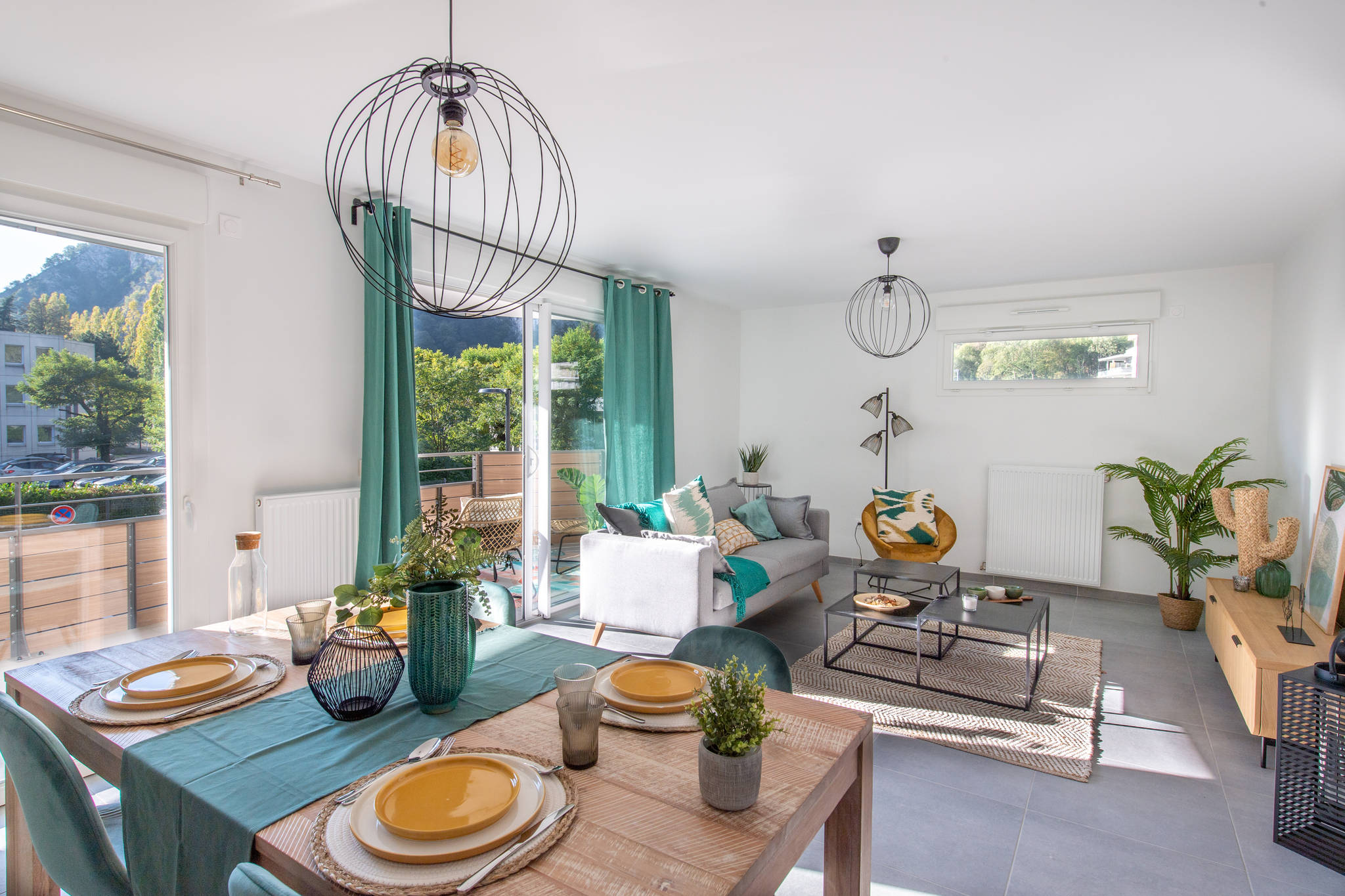 Sassenage au pied des montagnes proche de Grenoble (38360) - 34171 ...